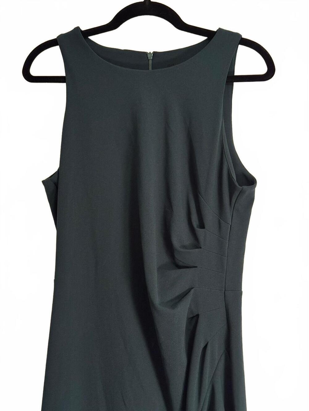 Elegant Sleeveless Dark Green Maxi Dress with Ruffle Detail